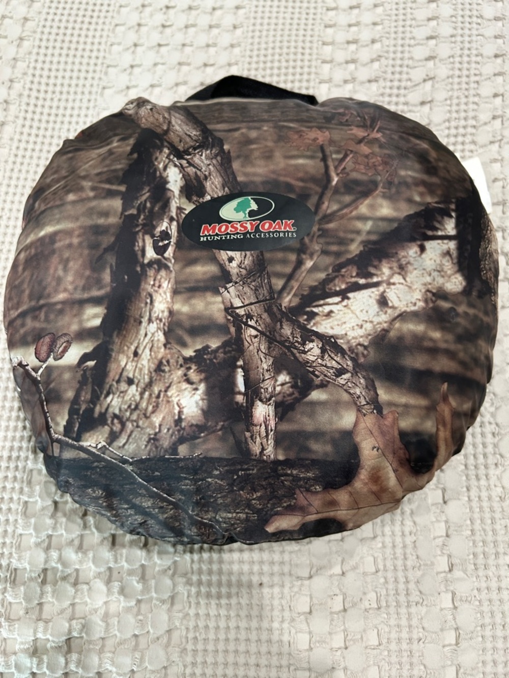 Mossy Oak Realtree Camo Round Seat Pad in Brown and Green